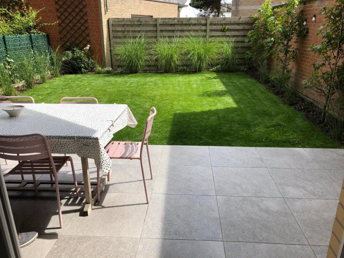 Vakantie Appartement Allure, Met Zuidgericht Tuintje ออสเทนด์ ภายนอก รูปภาพ